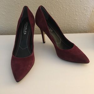 HOLD Charles by Charles David Burgundy Pump